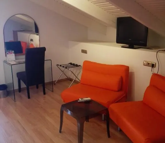Porta D'alella Hotel Alella