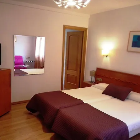 Hotel Porta D'alella